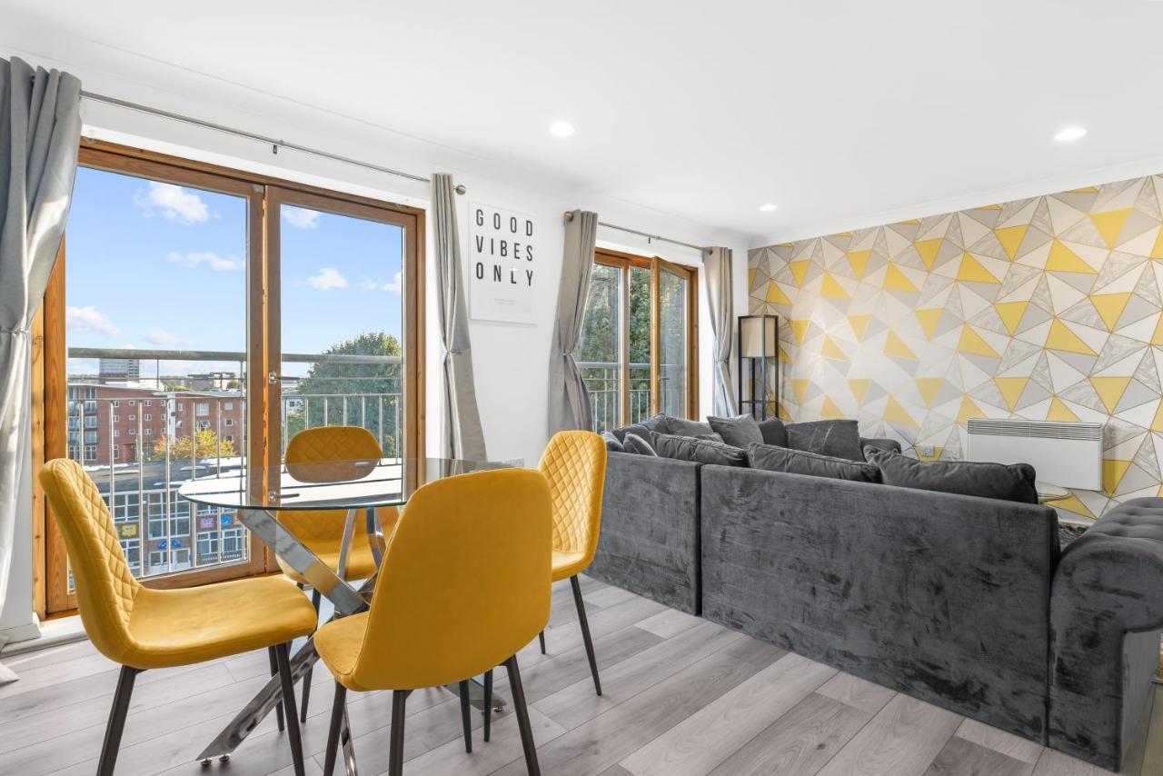 Ebra Stays - Luxury 2 Bedroom Apartment - Birmingham Eksteriør billede
